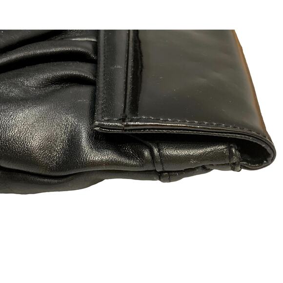 Vintage 80s Large Black Patent and Matte Leather Oversized Clutch - Picture 8 of 10